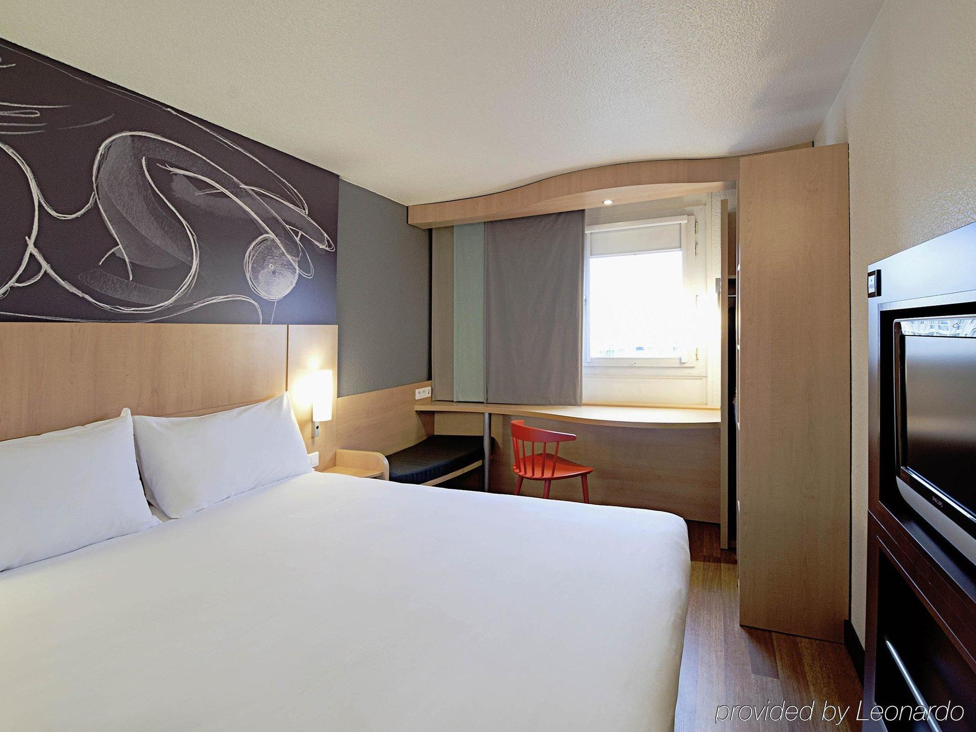Ibis Montceau Les Mines Hotel Kültér fotó